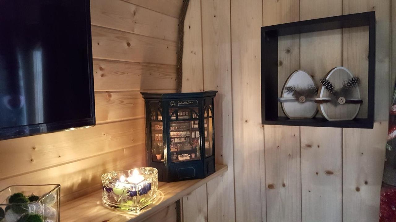 Ma roulotte sous les chênes- Au naturel Raon-aux-Bois Extérieur photo